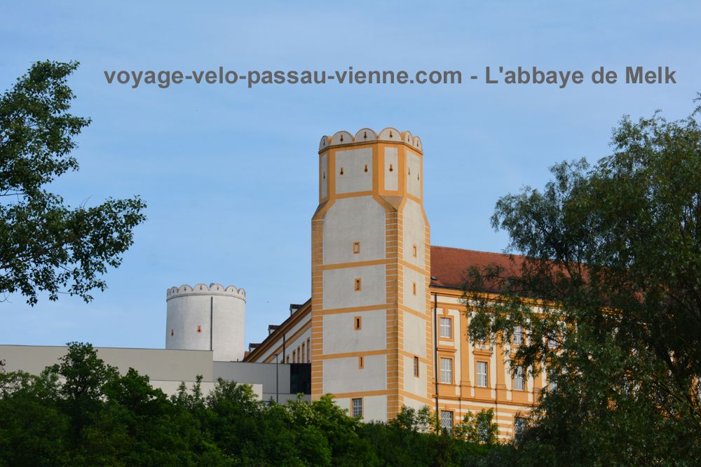 Voyage à vélo Passau-Vienne - L'abbaye de Melk